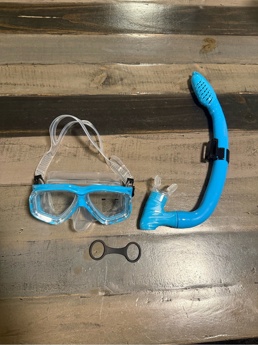 Blue Kids Snorkel Mask and Breathing Tube Set